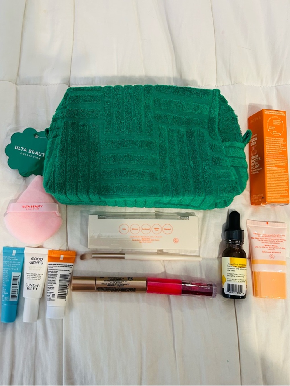Makeup Kit & Bag NWT - Picture 2 of 2